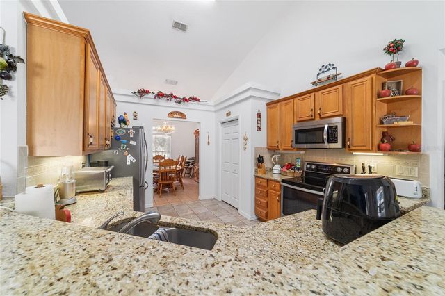 13100 SE 30TH COURT, Belleview, FL 34420