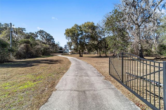 13100 SE 30TH COURT, Belleview, FL 34420