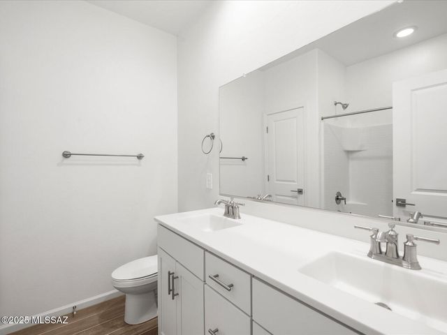 350 N Pecan Canyon Lane, Sahuarita, AZ 85629