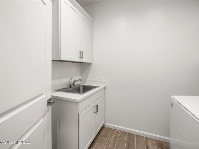 350 N Pecan Canyon Lane, Sahuarita, AZ 85629