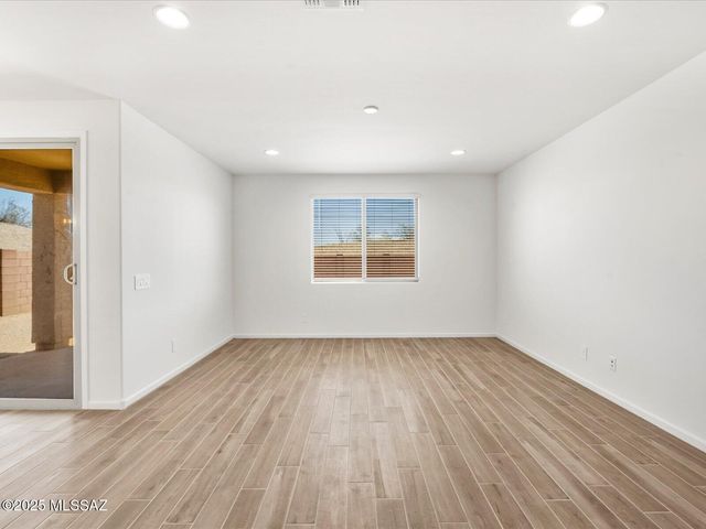 350 N Pecan Canyon Lane, Sahuarita, AZ 85629