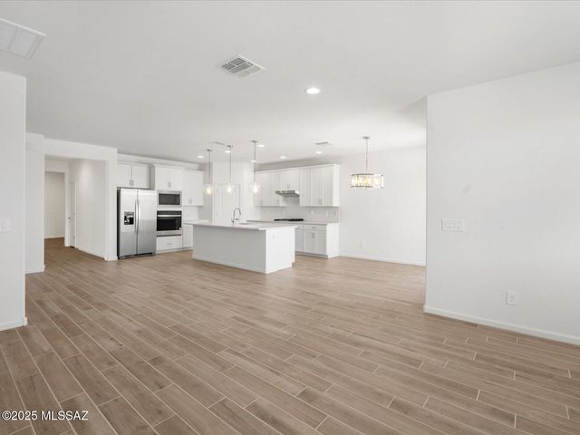 350 N Pecan Canyon Lane, Sahuarita, AZ 85629