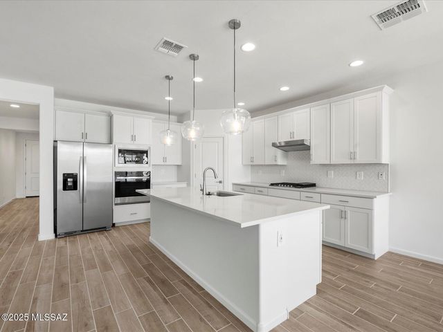 350 N Pecan Canyon Lane, Sahuarita, AZ 85629