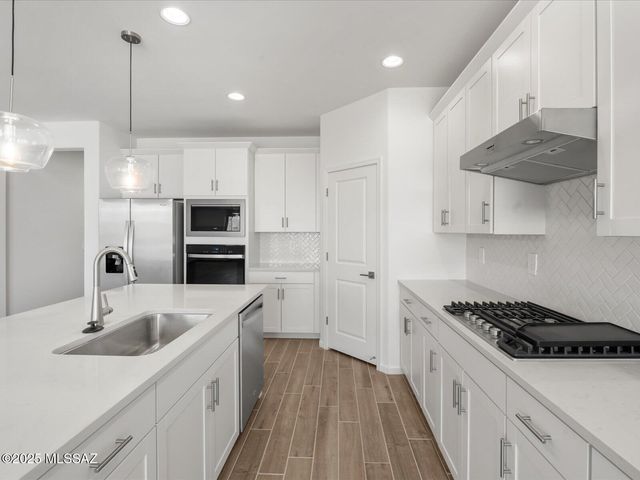 350 N Pecan Canyon Lane, Sahuarita, AZ 85629