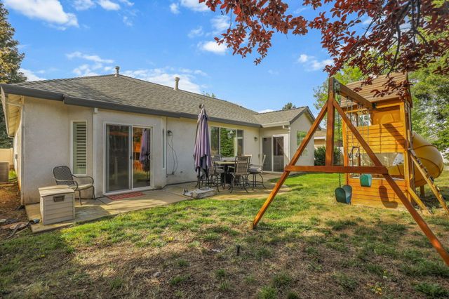 938 Leisha Lane, Redding, CA 96001