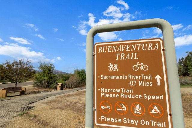 938 Leisha Lane, Redding, CA 96001