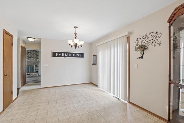 W310S9014 Cherokee PASS, Mukwonago, WI 53149
