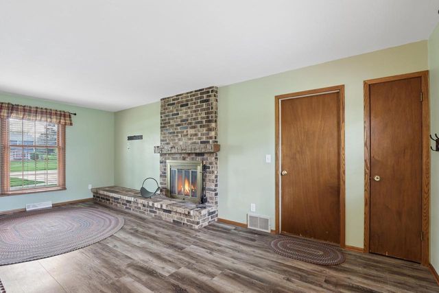 W310S9014 Cherokee PASS, Mukwonago, WI 53149