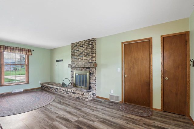W310S9014 Cherokee PASS, Mukwonago, WI 53149