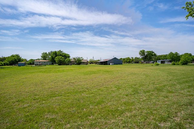 18025 Tydings Road, Justin, TX 76247
