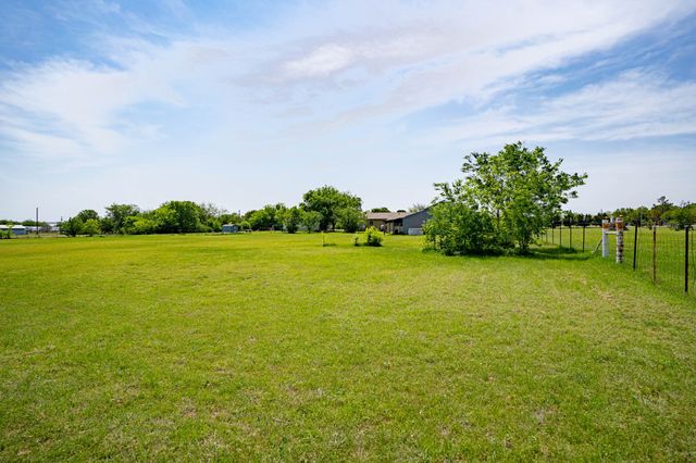 18025 Tydings Road, Justin, TX 76247