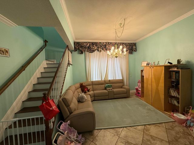 10247 Isle Wynd Court, Boynton Beach, FL 33437