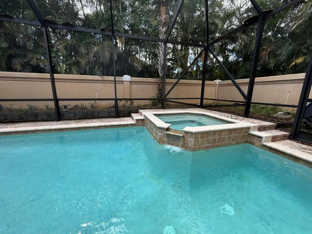 10247 Isle Wynd Court, Boynton Beach, FL 33437