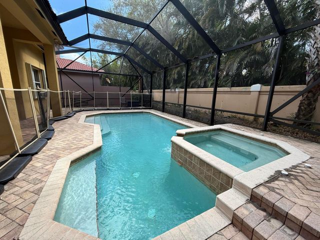 10247 Isle Wynd Court, Boynton Beach, FL 33437