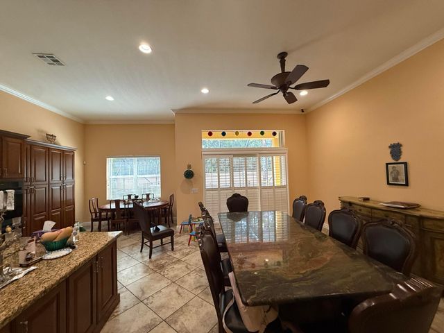10247 Isle Wynd Court, Boynton Beach, FL 33437