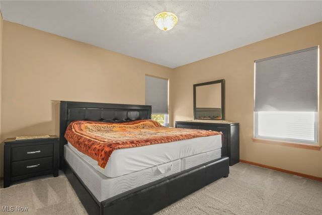 6309 Klines Drive, Girard, OH 44420