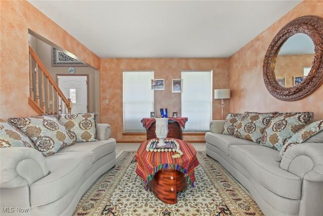 6309 Klines Drive, Girard, OH 44420