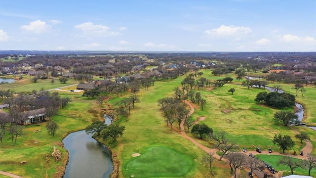 101 Lakeside Drive, Lipan, TX 76462