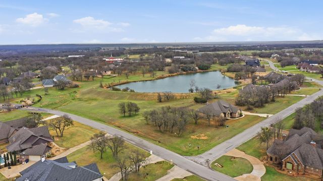 101 Lakeside Drive, Lipan, TX 76462
