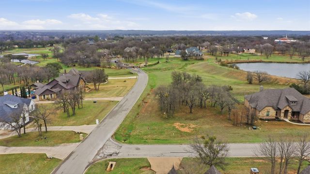 101 Lakeside Drive, Lipan, TX 76462