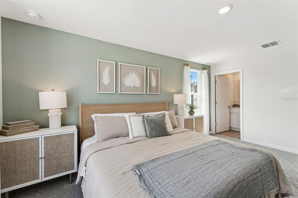 Image 19 of property listing at 500 ZINFANDEL DRIVE, Daytona Beach, FL 32117