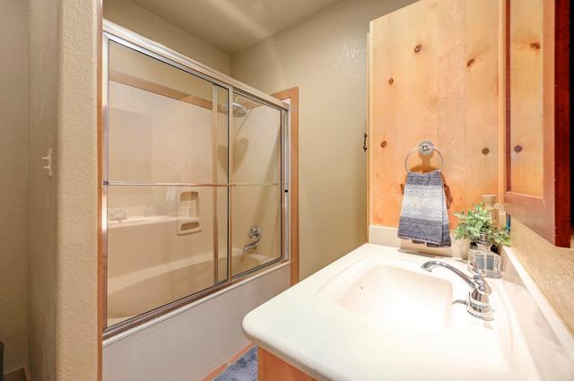 401 Madrone Canyon DR, Dripping Springs, TX 78620