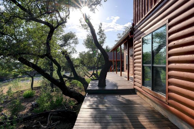 401 Madrone Canyon DR, Dripping Springs, TX 78620
