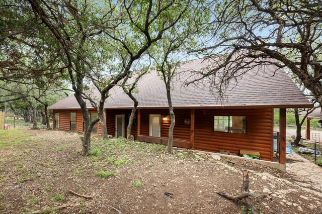 401 Madrone Canyon DR, Dripping Springs, TX 78620