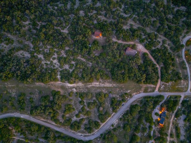 401 Madrone Canyon DR, Dripping Springs, TX 78620