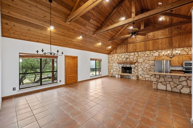 401 Madrone Canyon DR, Dripping Springs, TX 78620