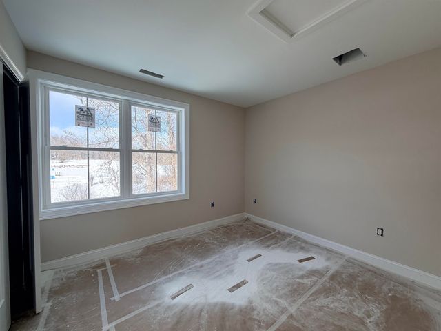 24 Birdie Grv Unit B, Rochester, NH 03839