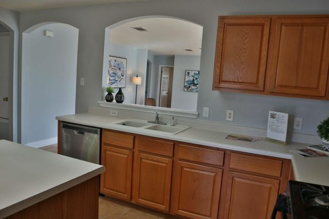 717 Blair Ave, Bastrop, TX 78602