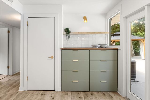 560 Park Street Place, Gainesville, GA 30501