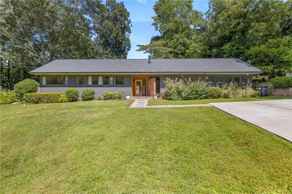 560 Park Street Place, Gainesville, GA 30501