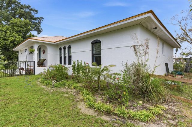 3000 BANYAN WAY, Punta Gorda, FL 33950