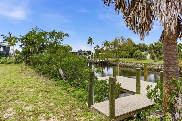 3000 BANYAN WAY, Punta Gorda, FL 33950