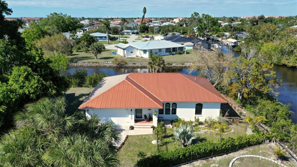 3000 BANYAN WAY, Punta Gorda, FL 33950
