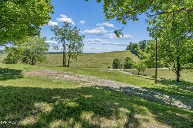 212 Highland Church Road, Gray, TN 37615