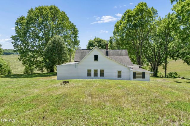 212 Highland Church Road, Gray, TN 37615