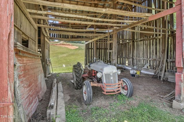 212 Highland Church Road, Gray, TN 37615