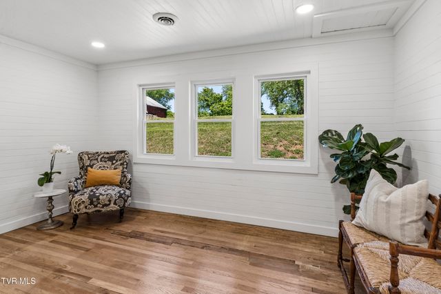 212 Highland Church Road, Gray, TN 37615