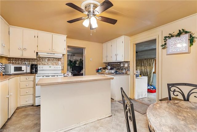 407 Walnut ST, Franklin, VA 23851