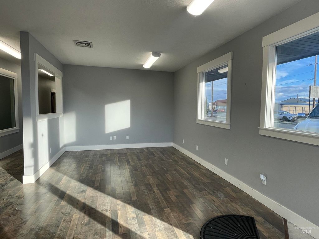 1600 N Whitley Drive, Fruitland, ID 83619 photo 4