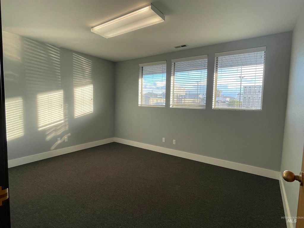 1600 N Whitley Drive, Fruitland, ID 83619 photo 8