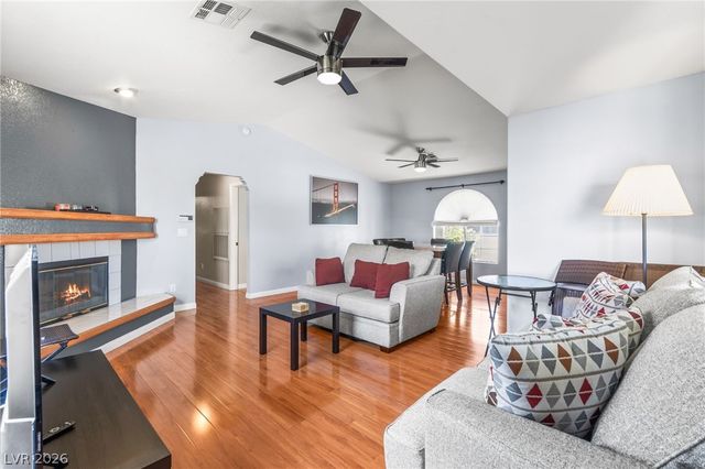 6832 Elm Creek Drive 204, Las Vegas, NV 89108