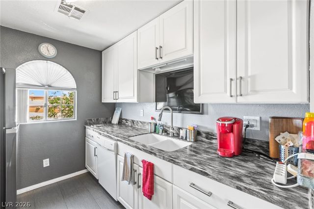 6832 Elm Creek Drive 204, Las Vegas, NV 89108