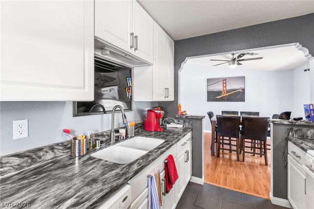 6832 Elm Creek Drive 204, Las Vegas, NV 89108