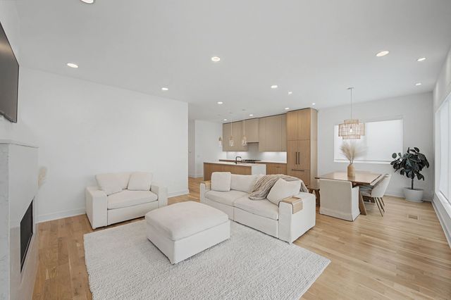 2510B Barclay Dr, Nashville, TN 37206