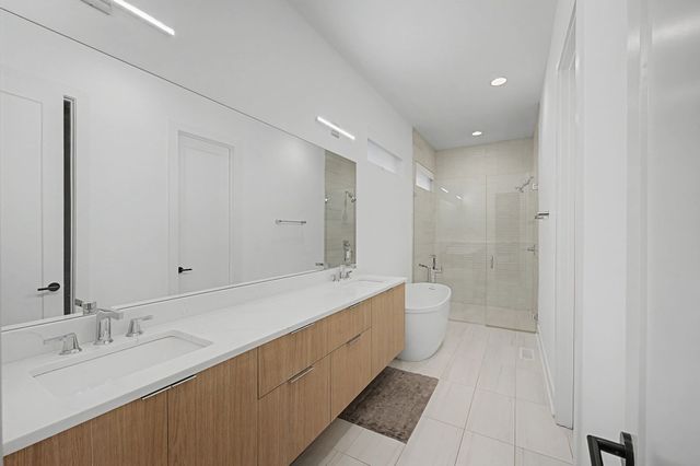 2510B Barclay Dr, Nashville, TN 37206