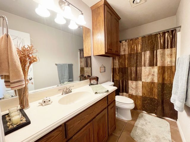 1801 Roadrunner Drive, Weatherford, TX 76088